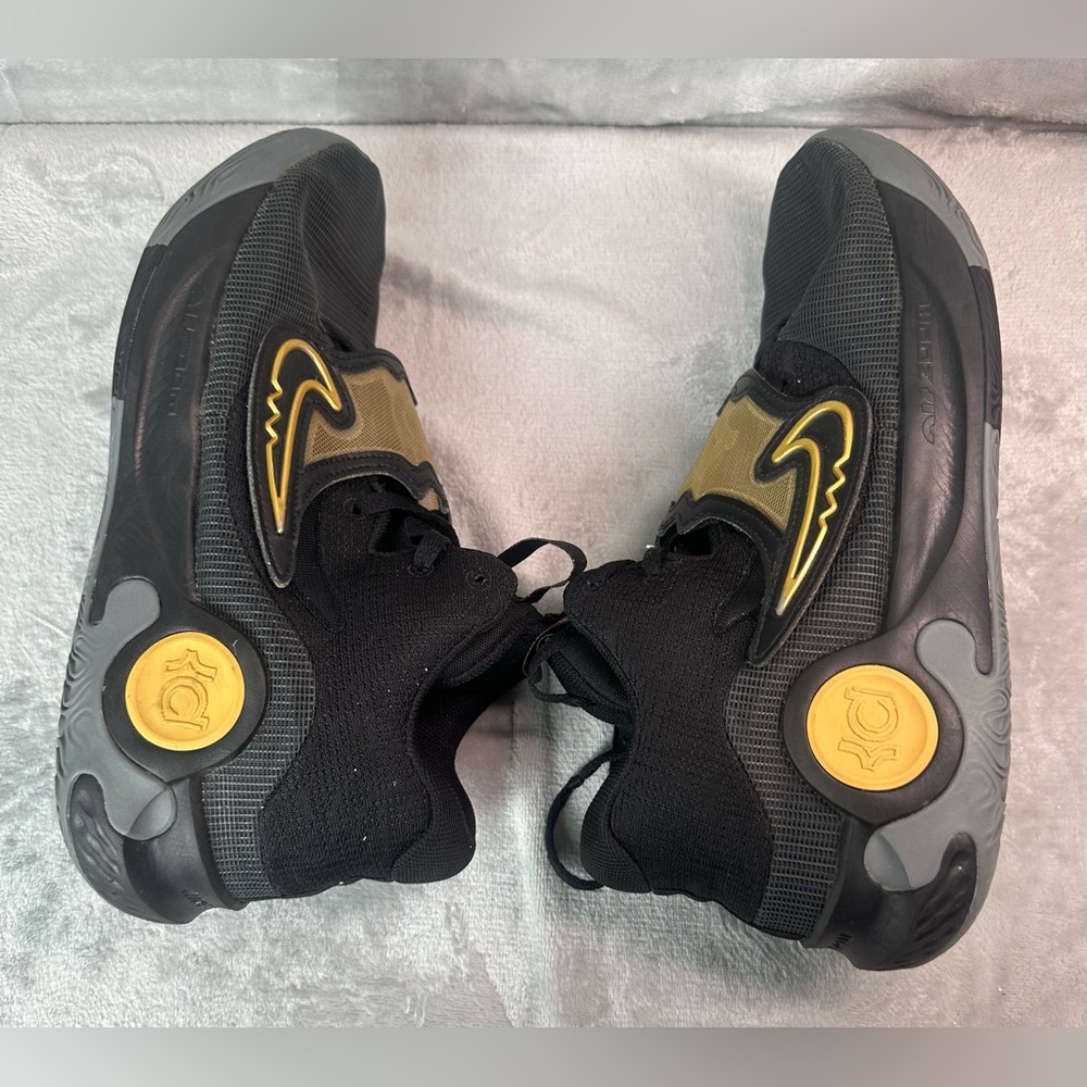 Nike KD Trey 5 X Basketball Shoes Black Metallic Gold Mens Size 13 - Picture 2 of 10